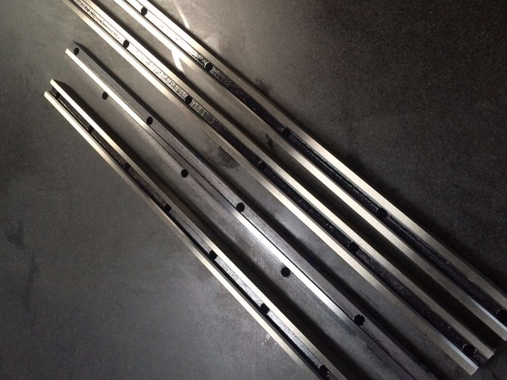 機(jī)床導(dǎo)鑲鋼軌